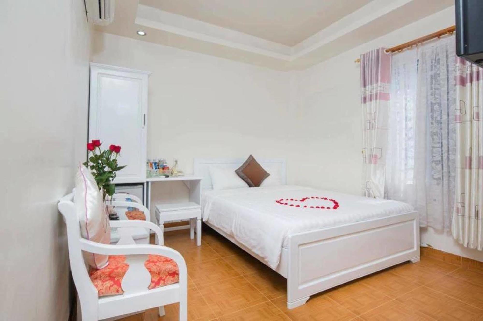 Ken Hotel Nha Trang Kültér fotó